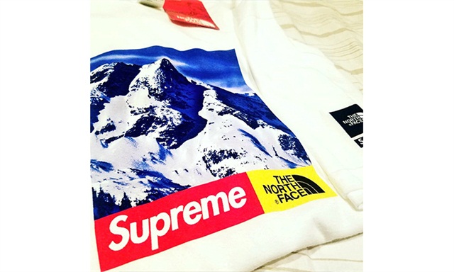 Supreme x THE NORTH FACE 联名“雪山主题” 系列 T恤曝光