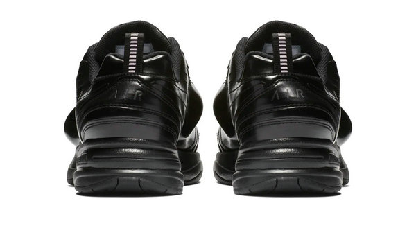 Martine Rose x Nike Monarch 联名系列鞋款3.jpg