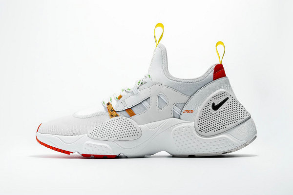 Nike x Heron Preston 联名 Huarache EDGE 鞋款-1.jpg