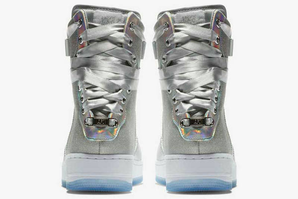 Air Force 1 Rebel CNY 鞋款3.jpg