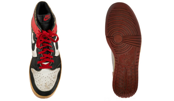 Air Jordan 1「Black Toe」鞋款4.jpg