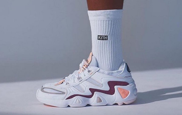 KITH x adidas 又加“火山系”新配色鞋款，下周也会发售？