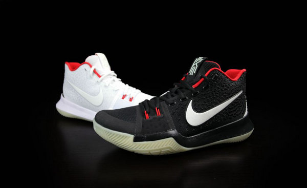 Nike Kyrie 3 Premium 球鞋.jpg
