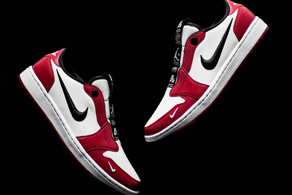Nike 反光鞋 AJ1 Low Slip-1.jpg