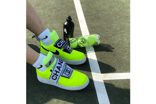 Nike Air Force 1 x 香奈儿联名客制鞋款惊艳亮相，荧光黄网球配色吸睛