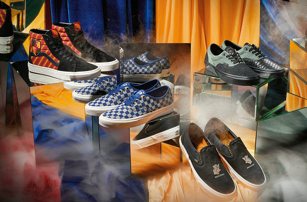 Vans x《哈利波特》联名鞋款系列抢先预览，预计本月正式上架