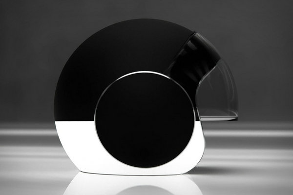 Joe Doucet 全新 LED Lightbar 设计概念安全帽首次曝光