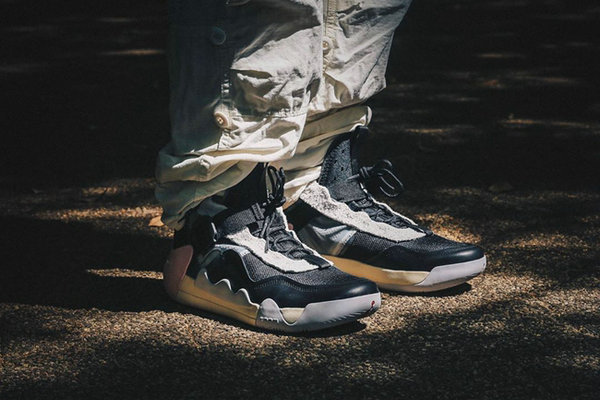 Jordan Defy SP 鞋款经典黑、灰、白配色1.jpg