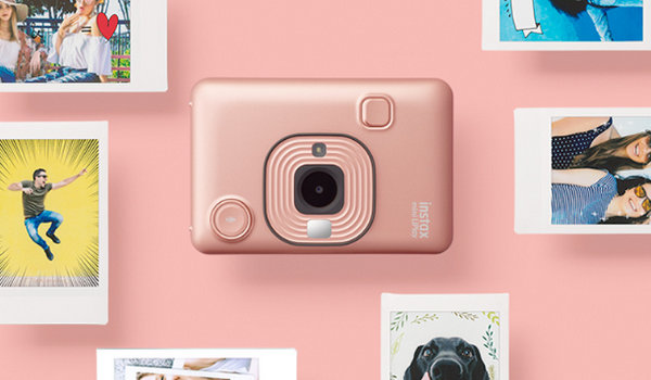 富士推出instax mini LiPlay全新相机，保存完整回忆