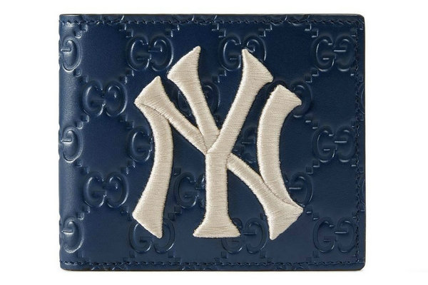 Gucci x MLB全新联名New York Yankees别注样式皮夹上架发售