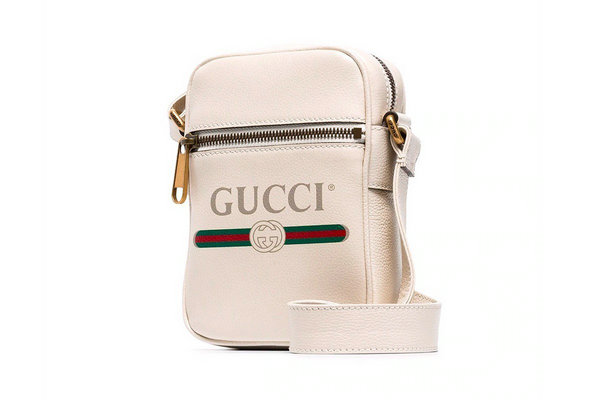 Gucci（古驰）全新印花 Logo 斜肩包现已发售，春夏搭配神器