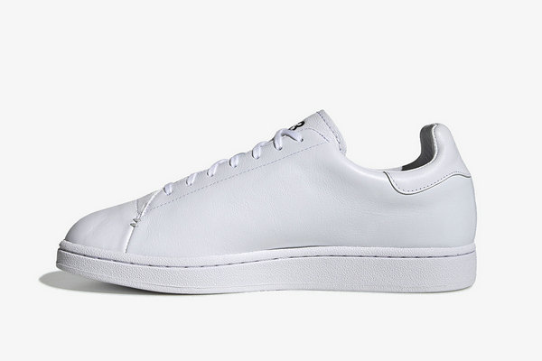 Y-3 全新“Stan Smith”小白鞋发售在即，刺绣穿孔设计～