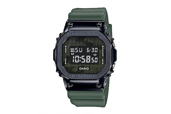 G-Shock 经典 GM-5600B-3 不绣钢手表全新军事迷彩版本上架