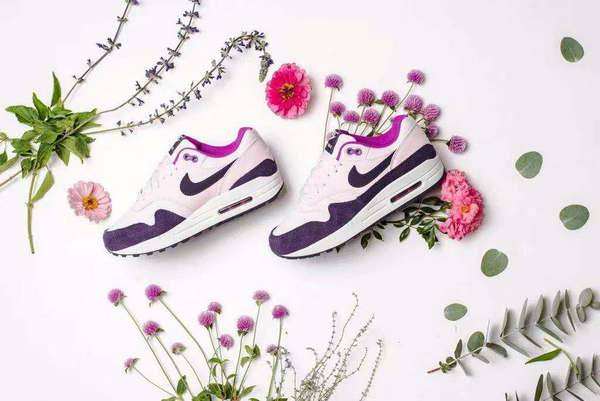 NIKE Air Max 1 鞋款全新粉紫配色上架，少女心爆棚！