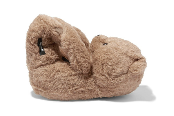 维特萌 2019 款泰迪熊毛绒拖鞋发布，可爱复古造型吸睛