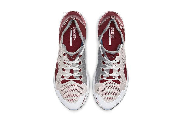 Jordan React Havoc 鞋款 OG 白红配色亮相，豪华缓震科技