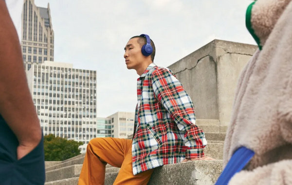Beats by Dr. Dre 首款全新 SOLO PRO 贴耳式无线降噪耳机发售！
