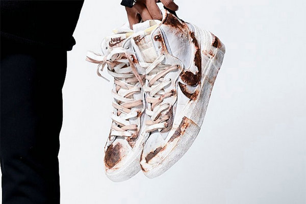 Sacai x Nike Blazer Mid 联名鞋款全新定制版本亮相，酷到没朋友