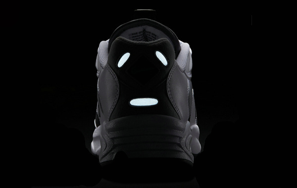 Nike Air Max Triax 96 复古跑鞋.jpg