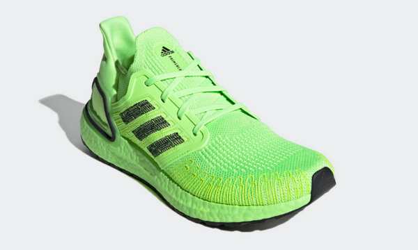 阿迪达斯 Ultra Boost 20 全新荧光绿配色跑鞋即将发售，十分罕见~