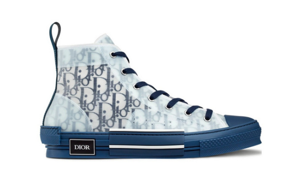 Dior B23 全新“Bleu”配色鞋款正式发售，街头时尚感
