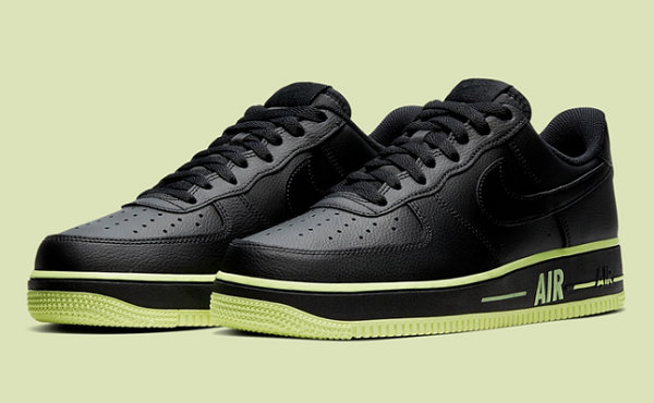 Nike Air Force 1“Barely Volt”配色鞋款发售，荧光绿惹眼