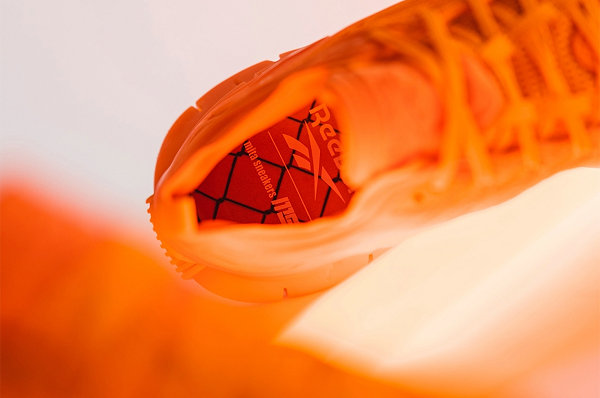 锐步 x mita 联名 Zig Kinetica 亮橙色鞋款-1.jpg