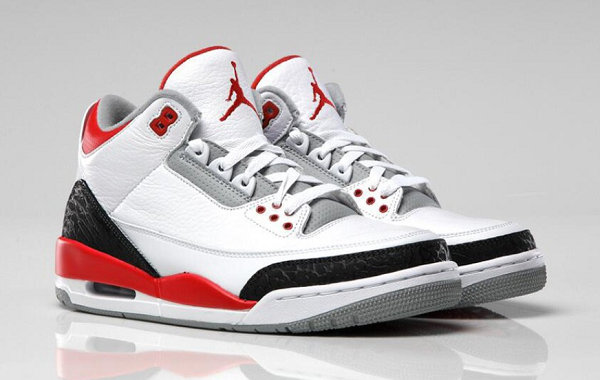 Air Jordan 3“火焰红”配色鞋款即将回归，全新 Logo 设计