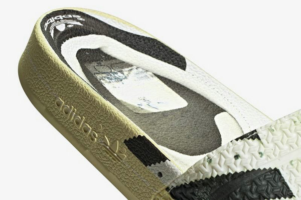 阿迪达斯全新「Superstar」Fake Print 拖鞋上架发售