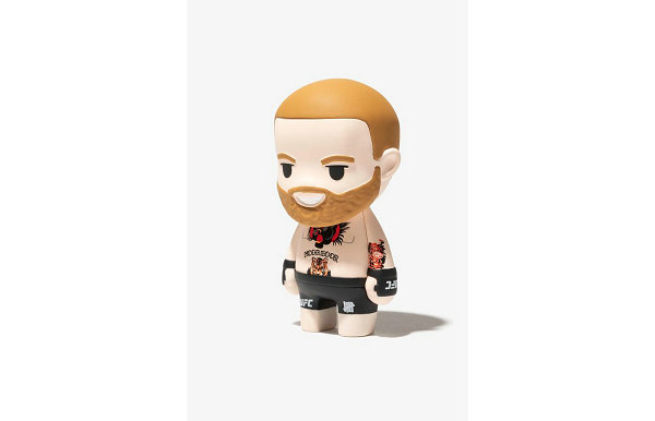UNDEFEATED x UFC 联名 Conor McGregor 玩偶系列开启预购
