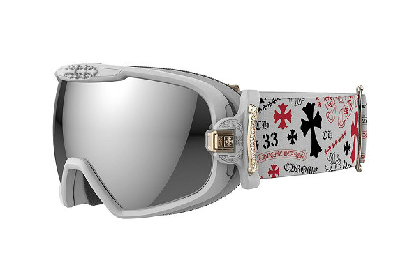Chrome Hearts 全新滑雪镜系列释出，雪地上的焦点